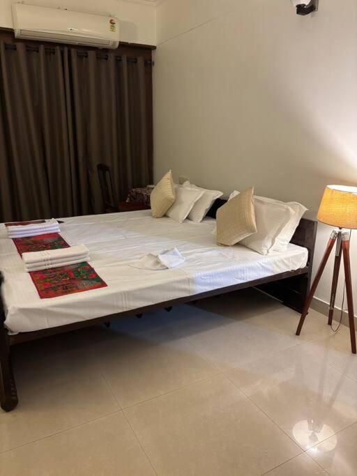 The Grand Ganga Room 2 Near Sangam Prayagraj Exterior photo