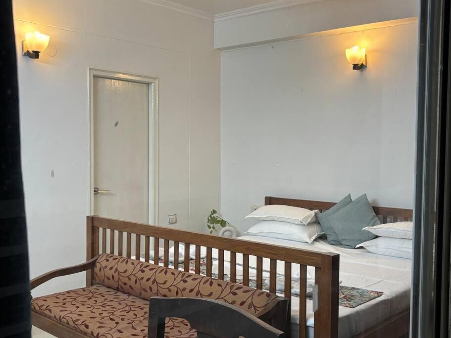 The Grand Ganga Room 2 Near Sangam Prayagraj Exterior photo
